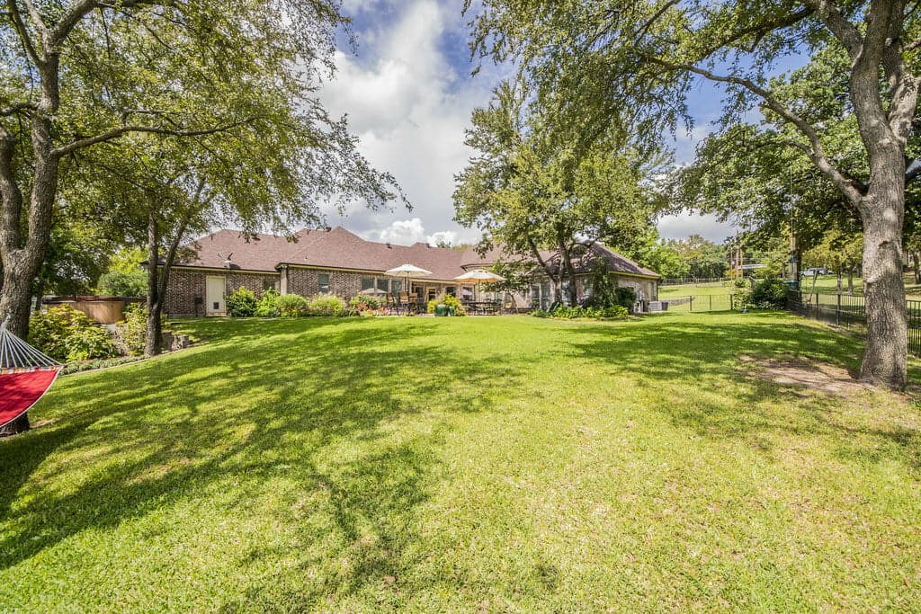 Concrete contractors in Azle, TX